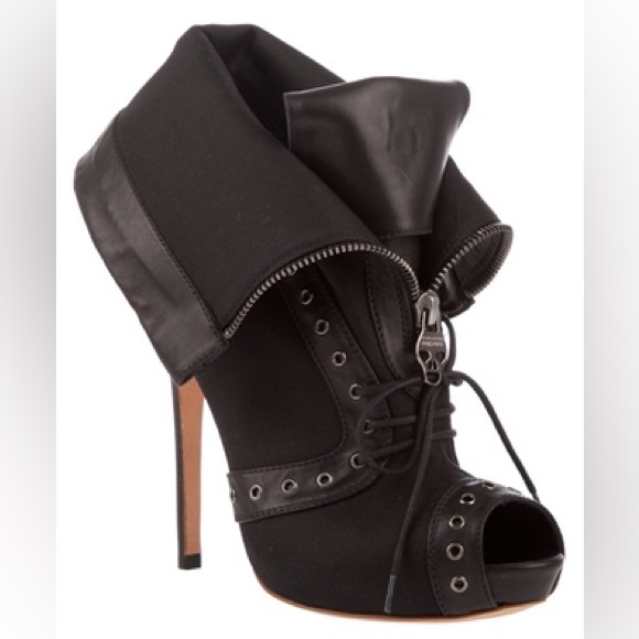Alexander McQueen Canvas and Leather PeepToe Ankle Booties
Black
Size 37 US(7) - Picture 1 of 10